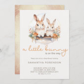 キュートニュートラルベビームバニーフローラベビーシャワー 招待状 (正面/裏面)