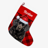 キュートニューファンドランドホリデーバッファロープレイドカスタム ラージクリスマスストッキング (正面 (吊り時))