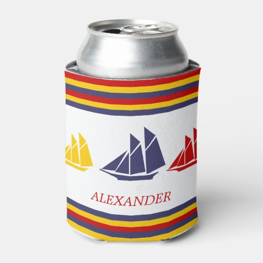 キュートネイビーブルーレッドイエローセーリングボートストライプ航海の 缶クーラー (缶正面)