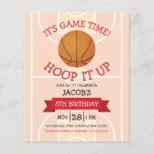 キュートバスケットボールリボンバジェット誕生日招待状 (正面)