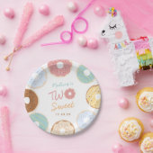 キュートパモダンステルドーナツスウィート誕生日 ペーパープレート (パーティー)