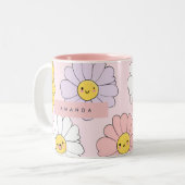 キュートパーソナライズされたかわいいパステルデイジーフラワー顔 ツートーンマグカップ (正面左)