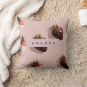 キュートパーソナライズされたなピンクのチョコレートを漬けたイチゴ クッション (ブランケット)