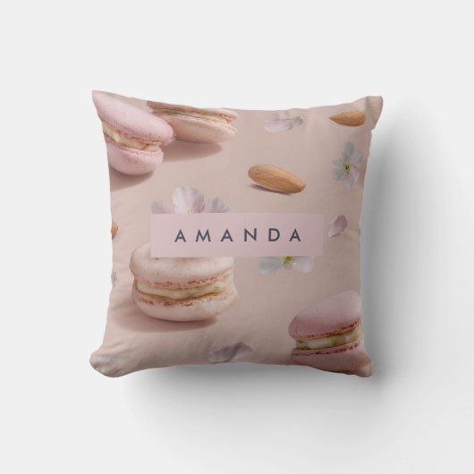 キュートパーソナライズされたパステルマカロンアーモンドフラワー クッション (正面)