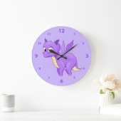 キュートパープル飛んでいるベビードラゴン ラージ壁時計 (ホーム)