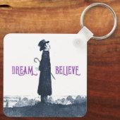 キュートビクトリアンマンドリーム信じ引用文 キーホルダー (裏面)