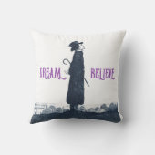 キュートビクトリアンマンドリーム信じ引用文 クッション (裏面)