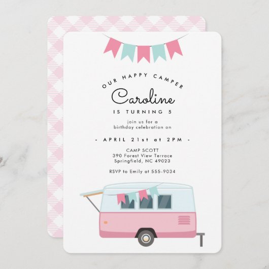 キュートピンクキャンピングハッピーキャンパー誕生日 招待状 (正面/裏面)