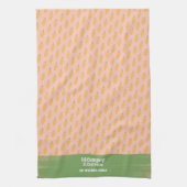 キュートピンクグリーンハッピーイースターニンジン キッチンタオル (縦)