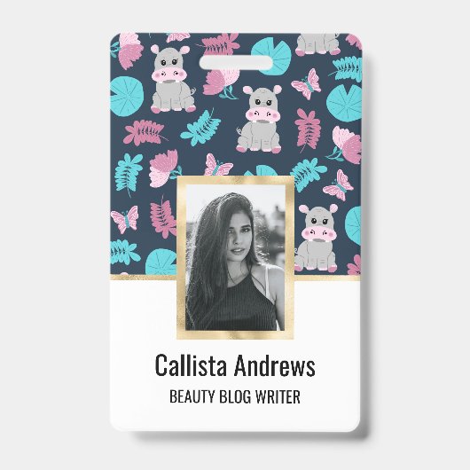 キュートピンクティール（緑がかった色）ヒッポフローラバタフライリリパッド バッジ (Front)