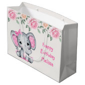 キュートピンクベビーゾウとバラ縁ど誕生日 ラージペーパーバッグ (裏面アングル)
