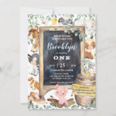 キュートファームアニマルズ納屋周囲の庭シック緑の誕生日 招待状 (正面)