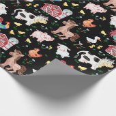 キュートファームアニマルズ納屋周囲の庭ブラック ラッピングペーパー (角)
