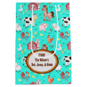 キュートファームアニマルベビーシャワーティール（緑がかった色） ミディアムペーパーバッグ (裏面)