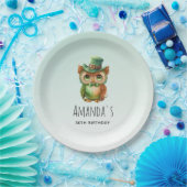 キュートフクロウinグリーントップハット誕生日 ペーパープレート (パーティー)