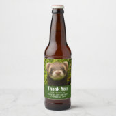 キュートブラウンフェレットin the grassありがとう誕生日 ビールラベル (正面)