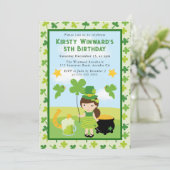 キュートブルネットガールセントパトリック子供の誕生日 招待状 (スタンド正面)