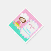 キュートブルネットガールベーキングバースデーパーティー スタンダードカクテルナプキン (角)