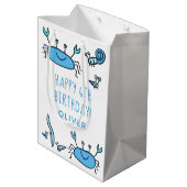 キュートブルーカニシーアニマルズボーイハッピーバースデー ミディアムペーパーバッグ (裏面アングル)