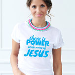 キュートブルースクリプトイエス聖なる書物、 経典 Tシャツ<br><div class="desc">イエス・Tシャツの名の下に力がある</div>