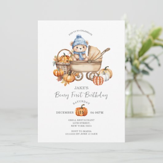 キュートブルーベアーベビーカー秋カボチャ1st誕生日 招待状 (スタンド正面)