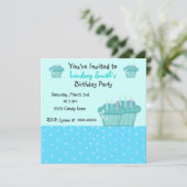 キュートブルー誕生日カップケーキ招待状 招待状 (スタンド正面)