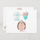 キュートヘッジホッグ誕生日 インビテーションポストカード (正面/裏面)