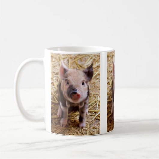 キュートベビーピグレットファーム動物納屋周囲の庭ベビー コーヒーマグカップ (左)