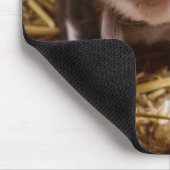 キュートベビーピグレットファーム動物納屋周囲の庭ベビー マウスパッド (コーナー)