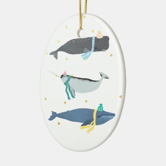 キュートホエールスカーフウィンタークリスマスイラストレーション セラミックオーナメント (左)
