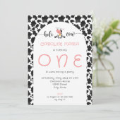 キュートホーリーカウガールピおもしろいンクベビーファースト誕生日 招待状 (スタンド正面)