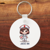 キュートマンガブルネットナースカリカチュアパーソナライズされた キーホルダー (正面)