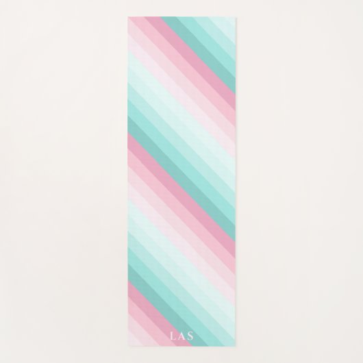 キュートミントグリーンと赤面ピンクディアゴナルストライプ ヨガマット (正面)