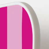 キュートモダンピンクストライプ名前をカスタムする ピックルボールラケット (左詳細)