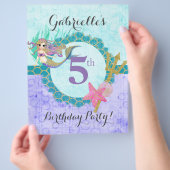 キュートモノグラムマーメイドティール（緑がかった色）&パープルバースデーパーティー チラシ (手)