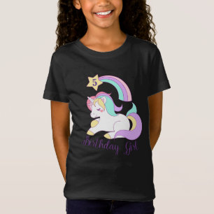 キュートユニコーン誕生日カスタムナンバータイポグラフィアート Tシャツ