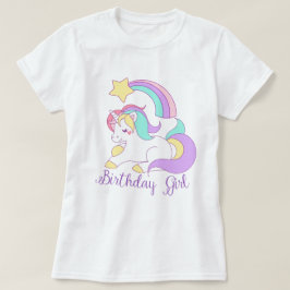 キュートユニコーン誕生日ガールトレンディータイポグラフィアート Tシャツ