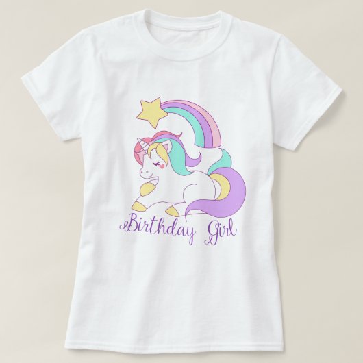 キュートユニコーン誕生日ガールトレンディータイポグラフィアート Tシャツ (デザイン正面)