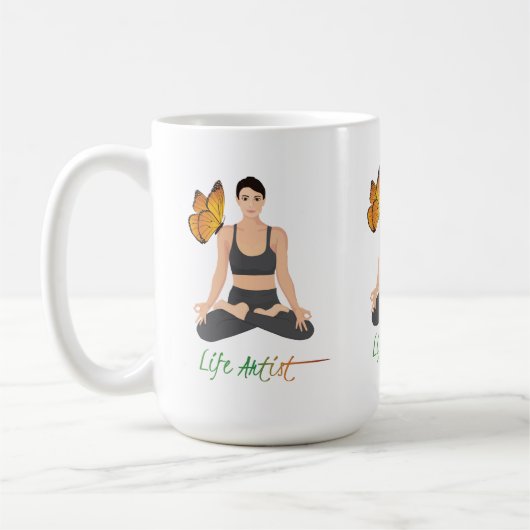 キュートライフアーティスト引用文バタフライヨガインスピレーション コーヒーマグカップ (左)