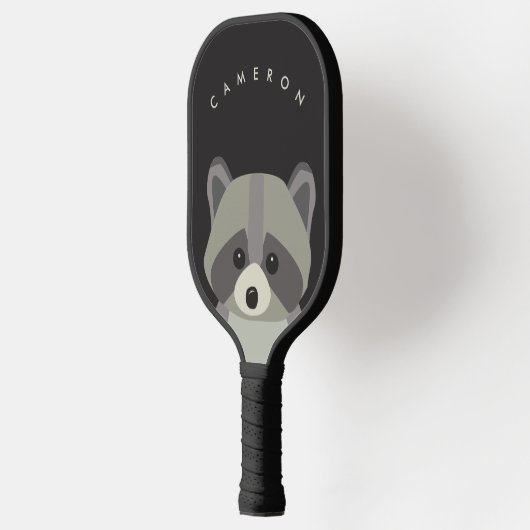 キュートラクーンイラストレーションパーソナライズされた名 ピックルボールラケット (左)