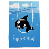キュートリトルオルカホエールイン海誕生日 ミディアムペーパーバッグ (裏面)