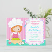 キュートレッドヘアガールベーキング誕生日パーティー 招待状 (スタンド正面)