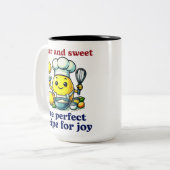 キュートレモンシェフベーキングうれしそうな喜び ツートーンマグカップ (正面左)