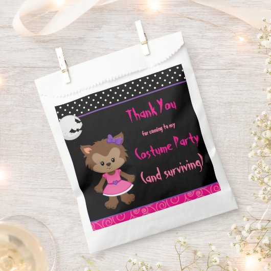 キュートワーウルフガールハローウィンパーティ フェイバーバッグ (クリップ留めされた状態)