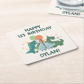 キュート恐竜キッドハッピーバースデー スクエアペーパーコースター (アングル)