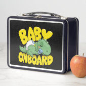 キュート恐竜ベビーオンボードカーデカール | 眠っている メタルランチボックス (インサイチュ)