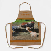 キュート納屋周囲の庭ファームアニマルブレックファーストパーソナライズされた エプロン (正面)