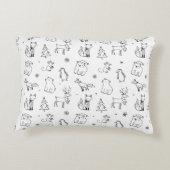 キュートB&Wウィンターウッドランドアニマルズウィズモノグラム アクセントクッション (裏面)