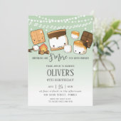 キュートS'moreスモアーキャンピングボンファイア誕生日グリーン 招待状 (スタンド正面)