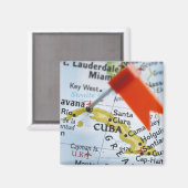 キューバのハバナに配置された地図のピンを地図の上に配置し、クローズアップ マグネット (正面/裏面)